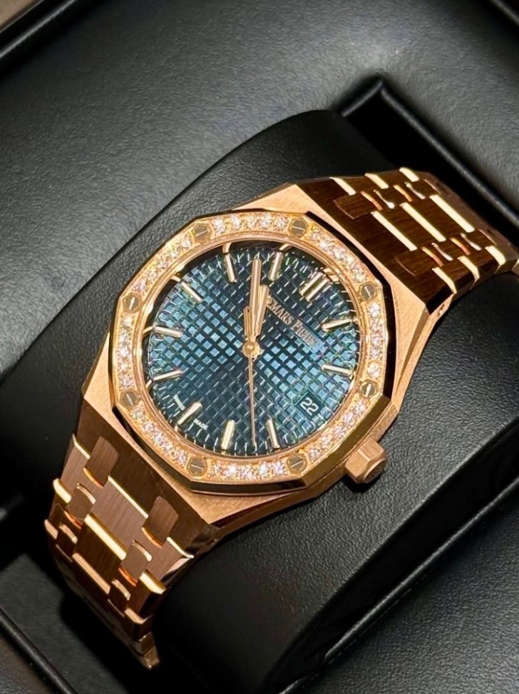 Audemars Piguet Royal Oak 77451or