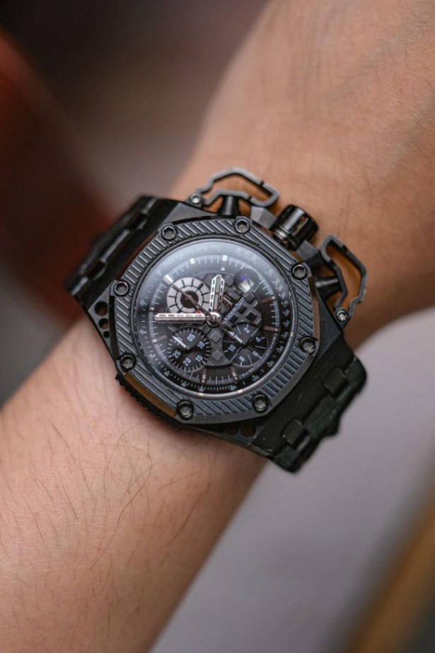 Audemars Piguet Royal Oak Offshore Survivor thumbnail 3