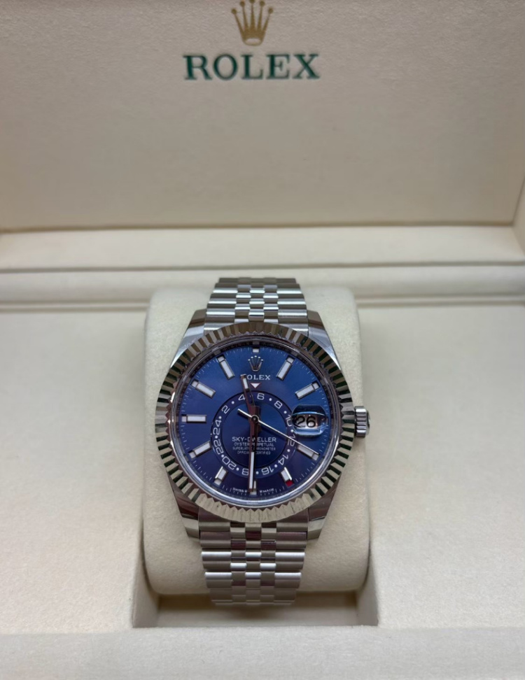 Sky Dweller Blue Dial Jubilee 42mm