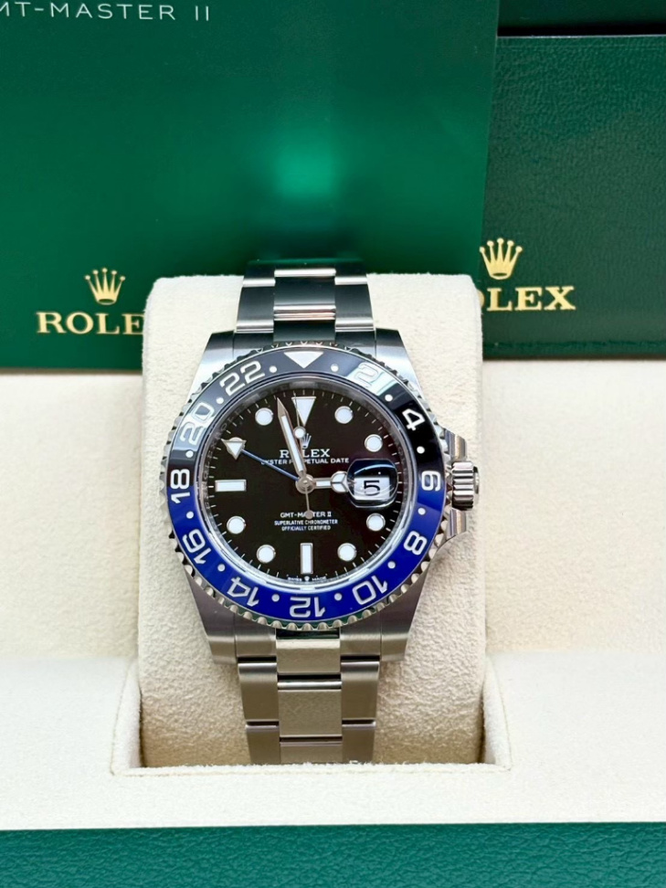 GMT Master || Batman Oyster 40mm - Image 1