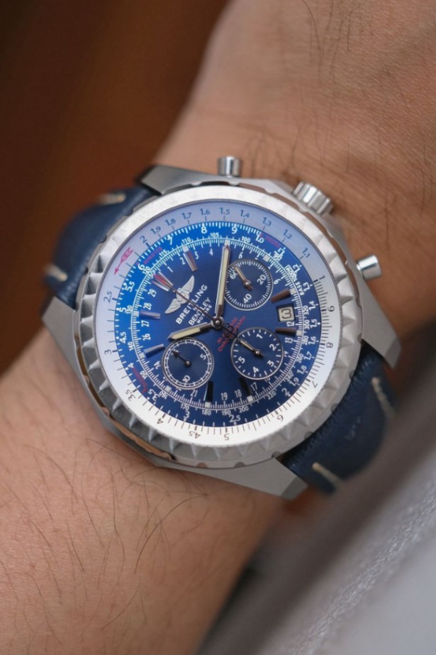 Breitling for Bentley Motors Chronograph A25363 thumbnail 4