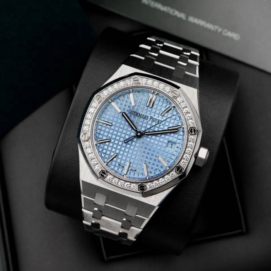 AP Royal Oak 15551ST Ice Blue Dial 41mm - Image 1