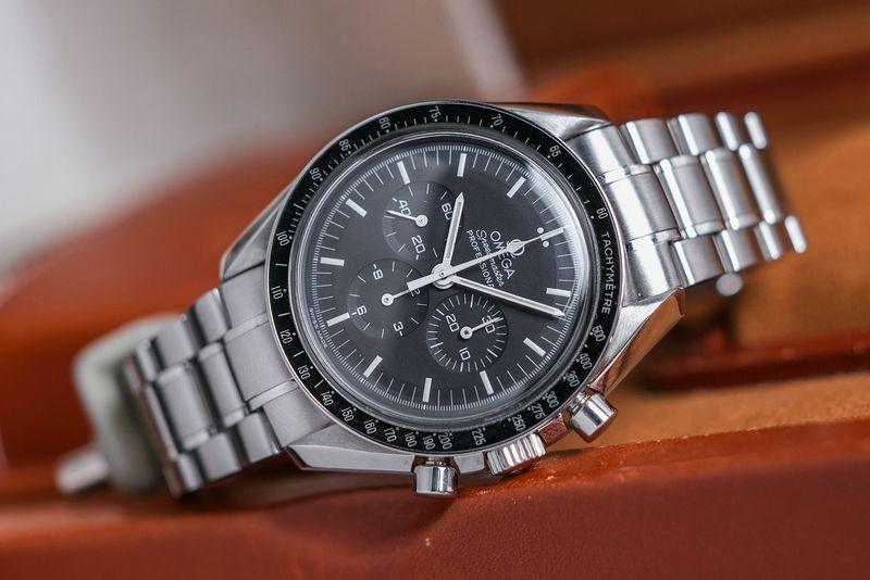 Omega Speedmaster Moonwatch 30th Anniversary Apollo XI Ref. 3560.50.00 thumbnail 2
