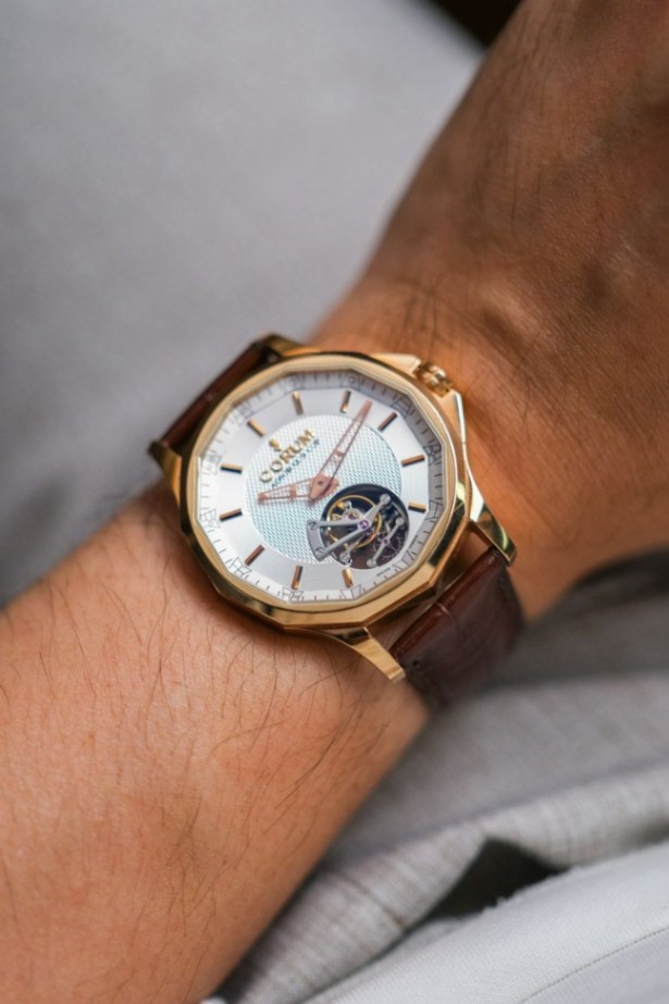 Corum Admirals Cup Legend Flying Tourbillon 18K Rose Gold thumbnail 4