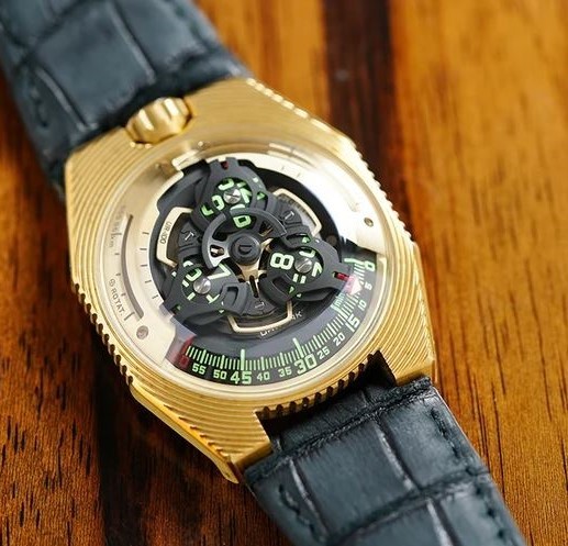 Urwerk UR-100 Electrum Limited