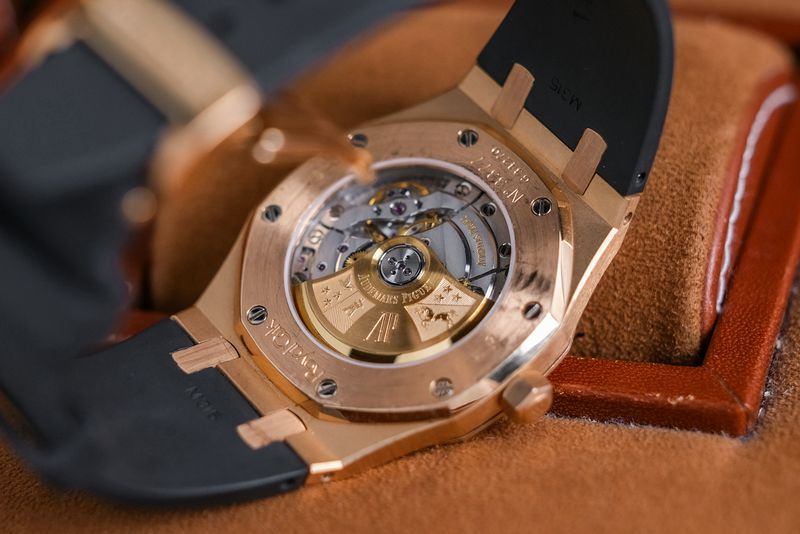 Audemars Piguet Royal Oak 18K Rose Gold Diamond 15300OR - Image 2