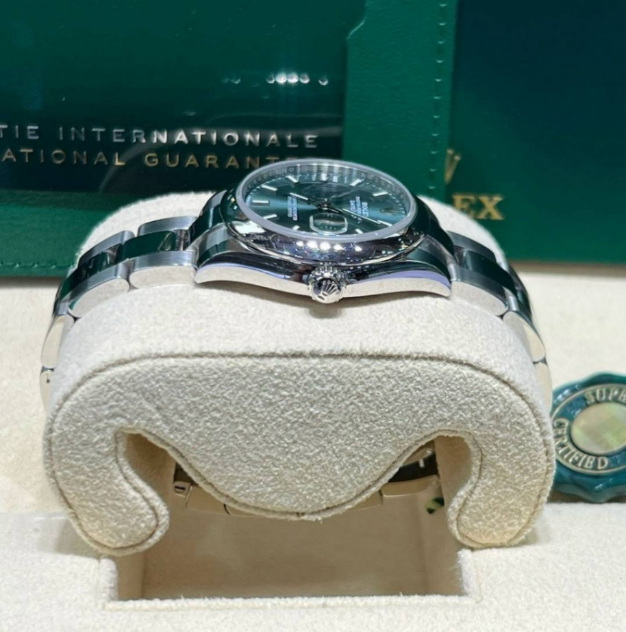 Datejust Green Dial Oyster 31mm - Image 3