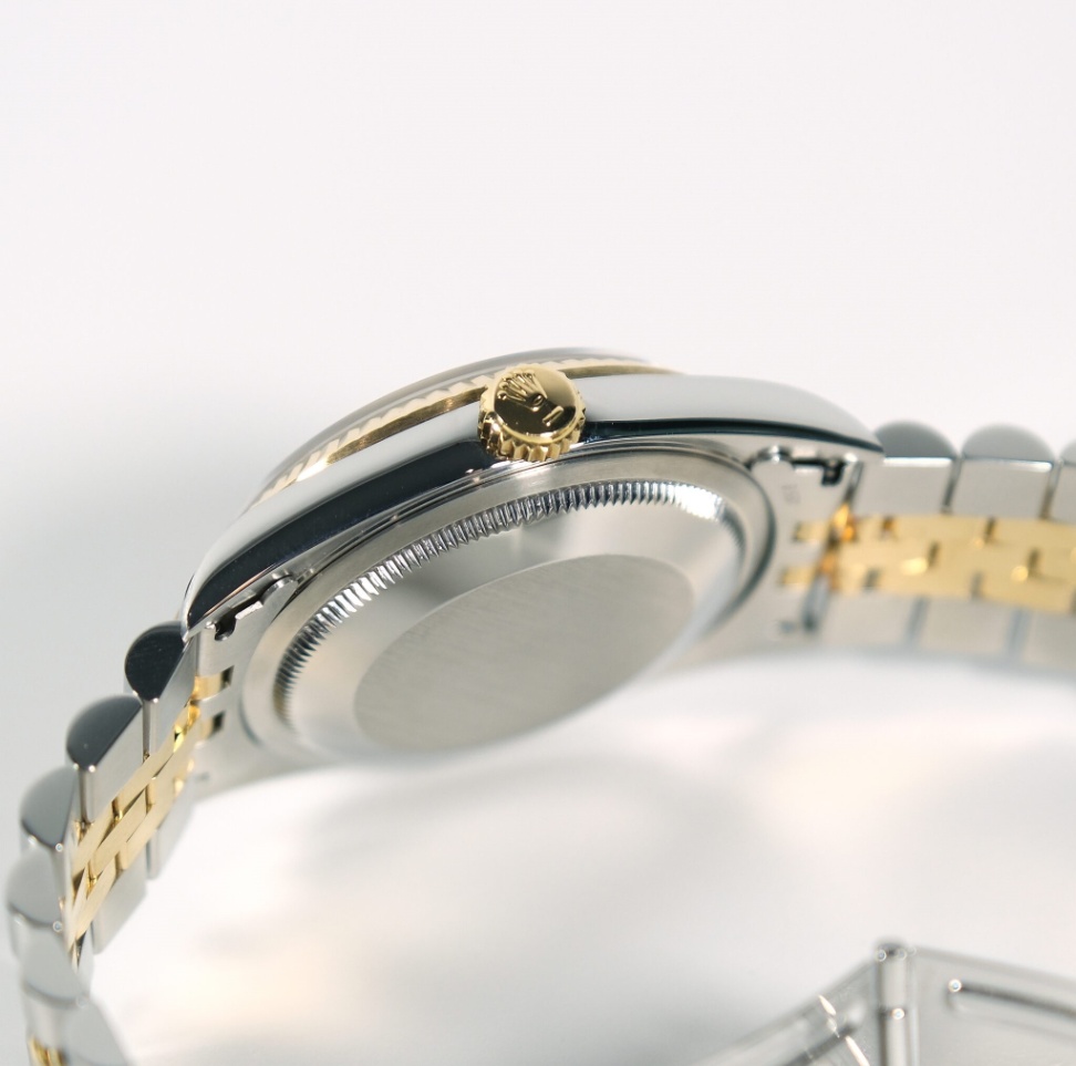 Rolex Datejust 16233 Blue Vignette Diamond Dial Two-Tone Jubilee 1996 36mm. thumbnail 4
