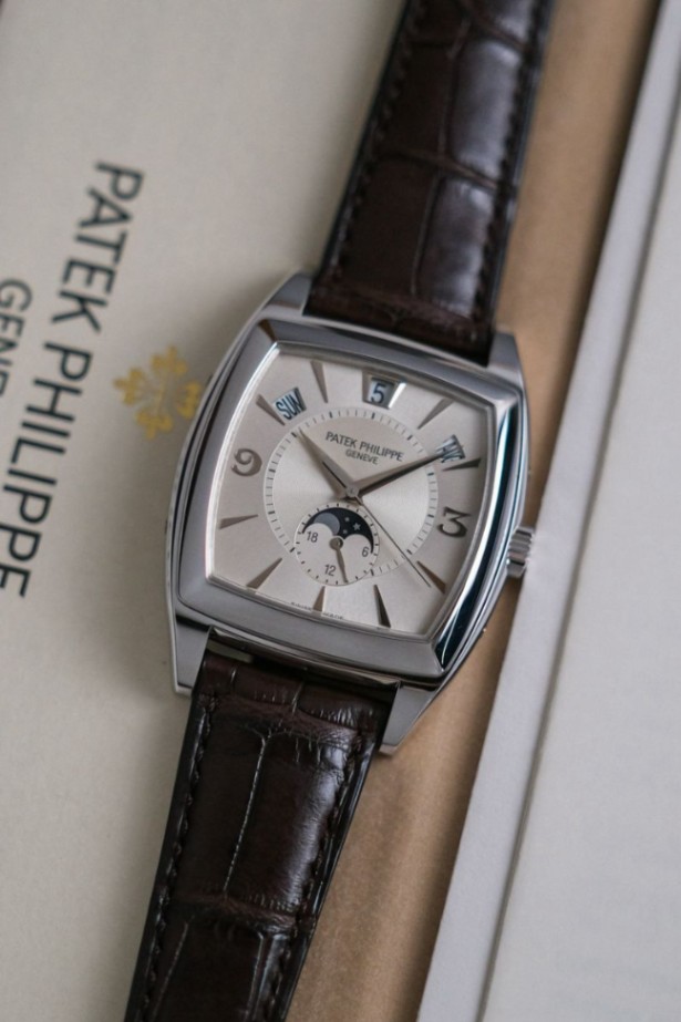 Patek Philippe Gondolo 5135G Moonphase thumbnail 2
