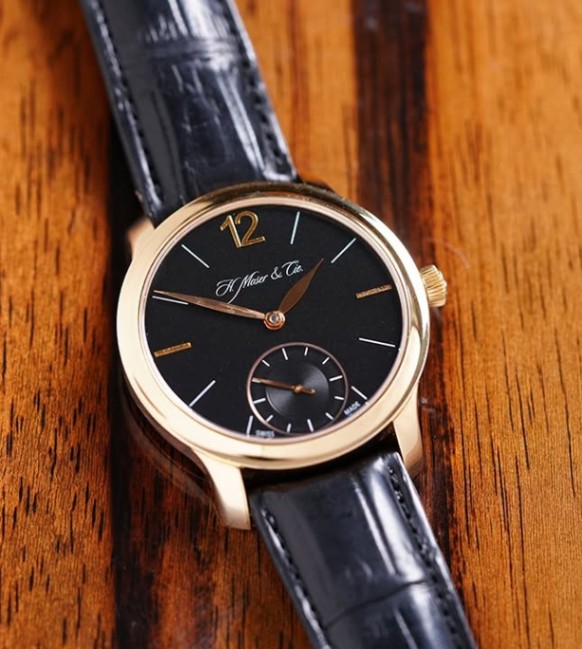 H. Moser Endeavour Black Mayu