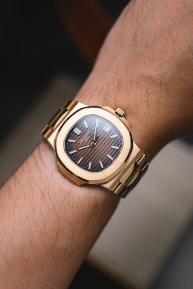 Patek Philippe 5711R Full 18K Rose Gold  thumbnail 4