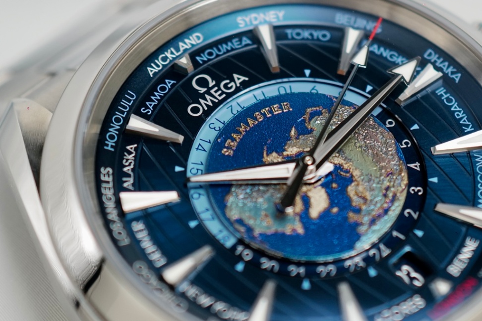 OMEGA Seamaster Aqua Terra Worldtimer 220.10.43.22.03.001 Blue Dial 43mm - Image 2