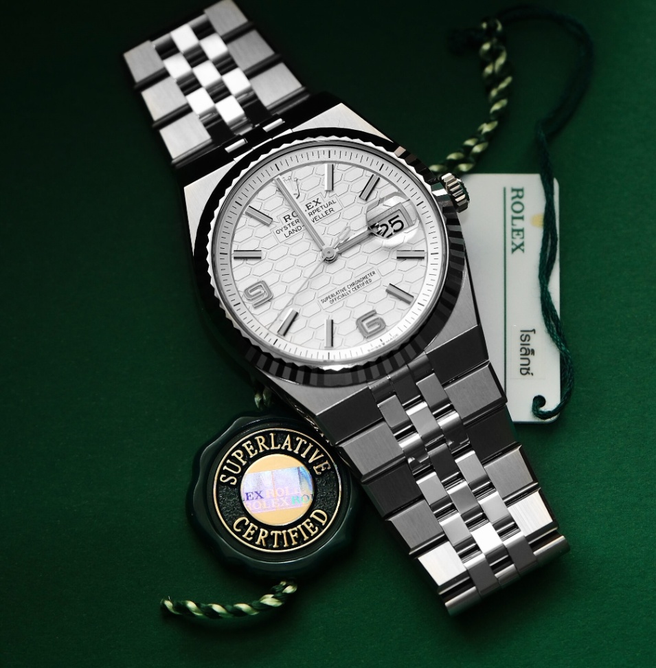 Rolex New Land-Dweller 127334 White Honeycomb Dial Flat Jubilee 2026 40mm. thumbnail 4