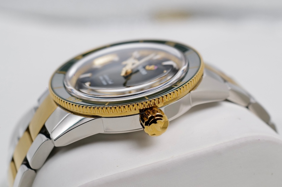 RADO Captain Cook Two-Tone Green Dial R32138303 42mm - Image 3