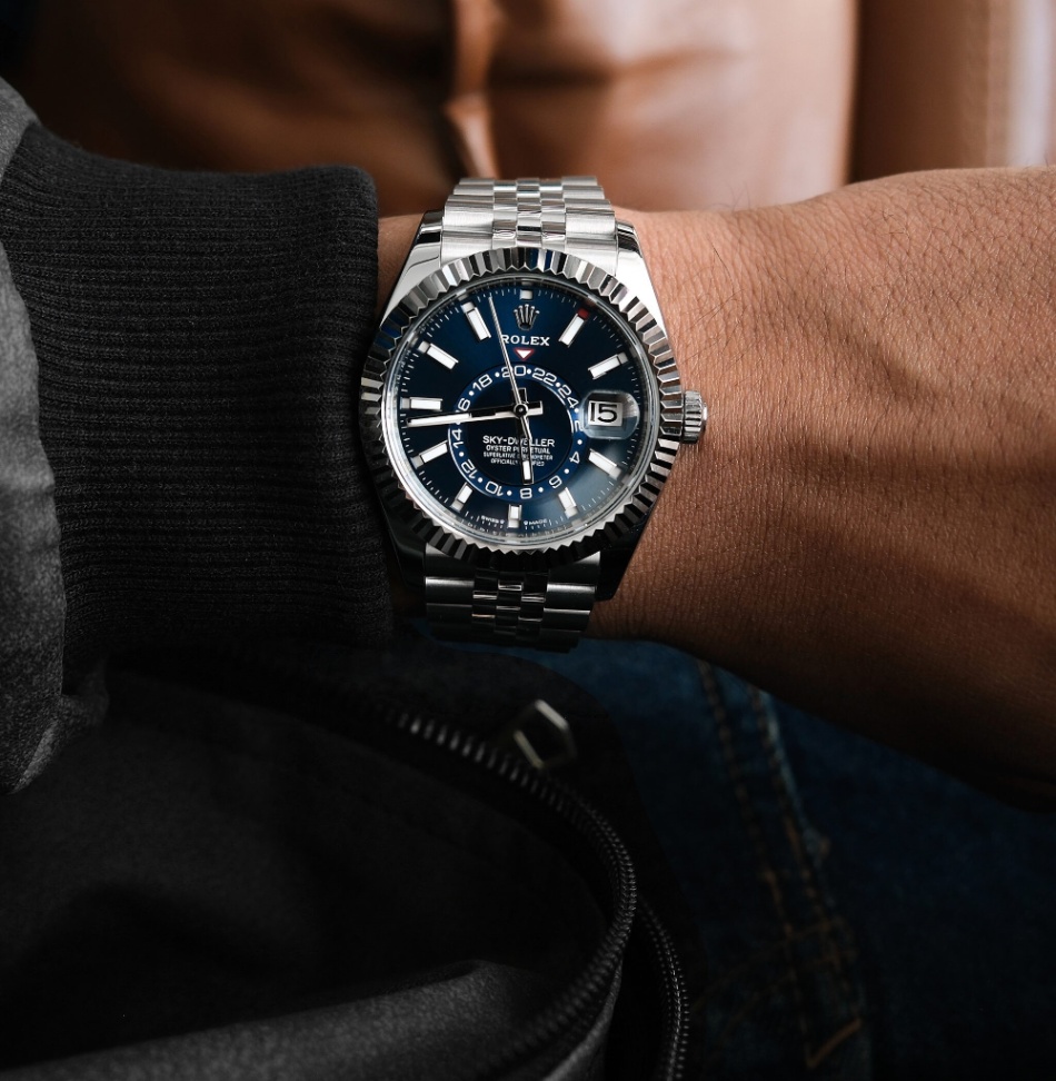 Rolex Sky-Dweller 336934 White Gold Blue Dial Jubilee 2024 thumbnail 4