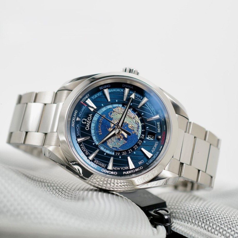 OMEGA Seamaster Aqua Terra Worldtimer 220.10.43.22.03.001 Blue Dial 43mm