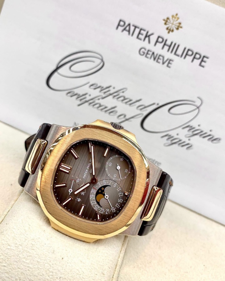Patek Philippe Nautilus Moon Phase  thumbnail 2