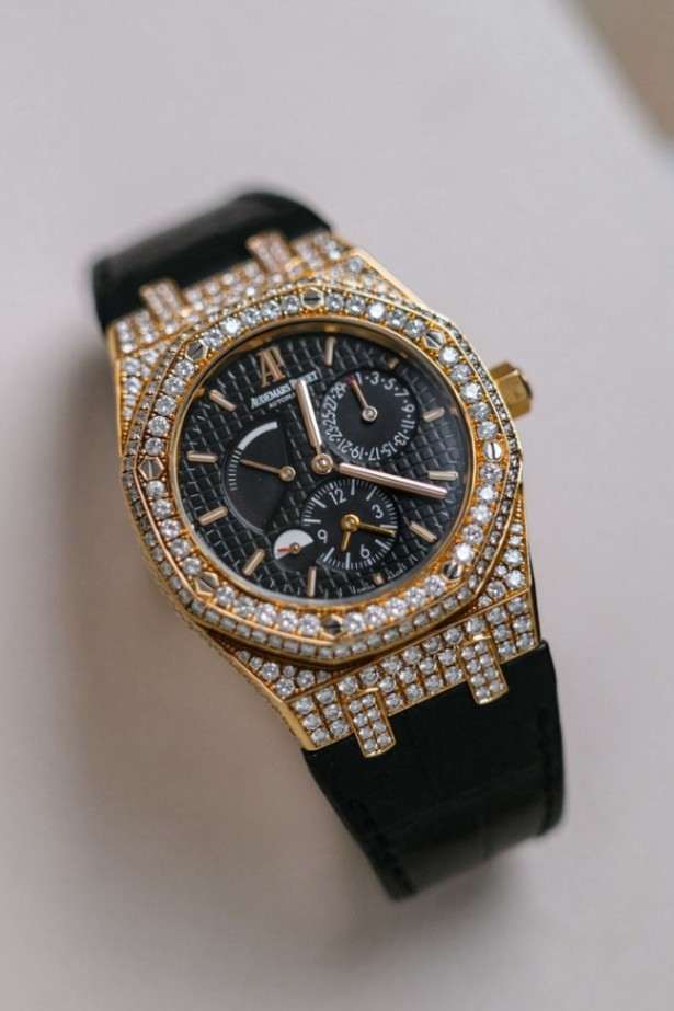 Audemars Piguet Royal Oak Dual Time Rose Gold Full Diamond 26120OR thumbnail 2