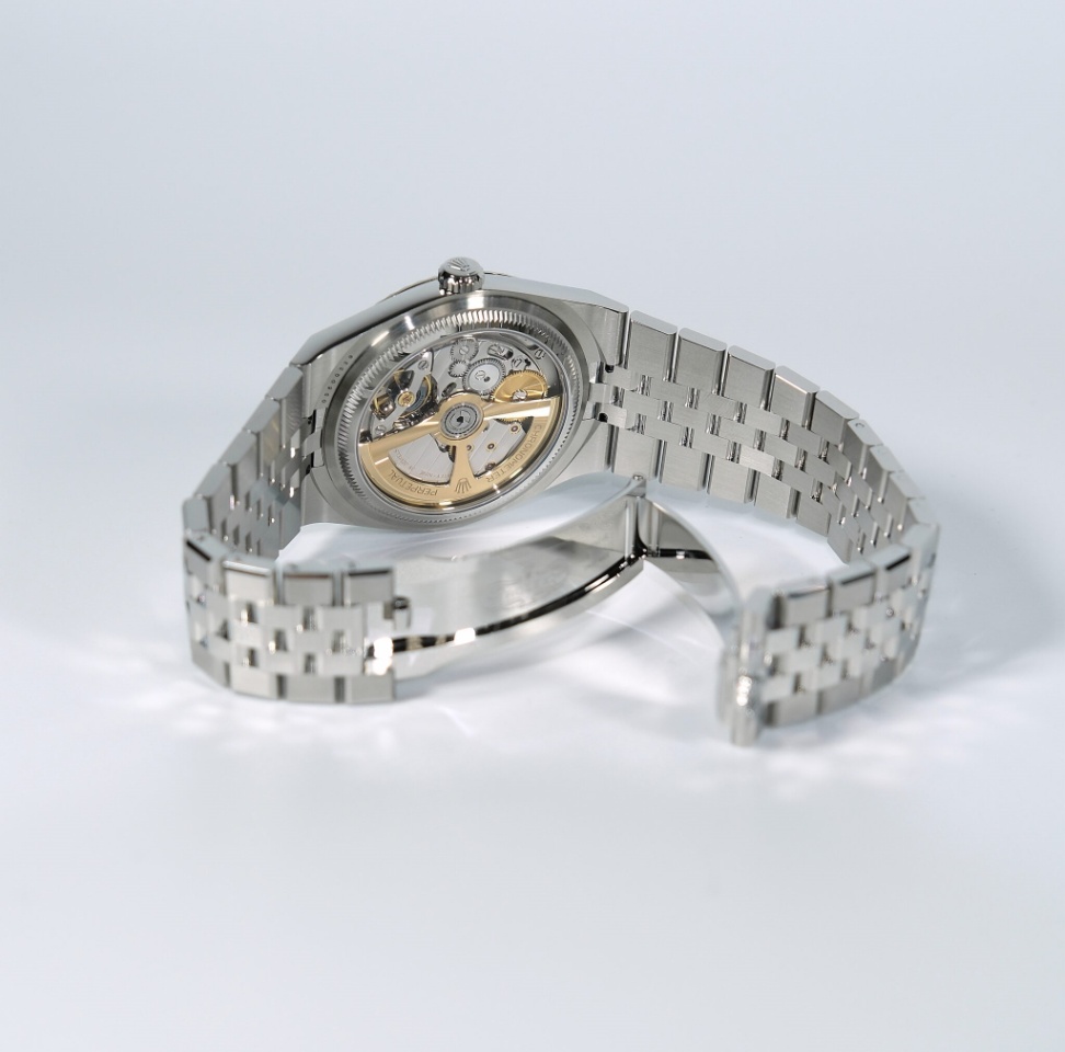 Rolex New Land-Dweller 127334 White Honeycomb Dial Flat Jubilee 2026 40mm. thumbnail 10
