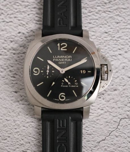Panerai Luminor GMT PAM321
