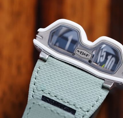 MB&F HM8 Mark 2 White Edition - Image 2