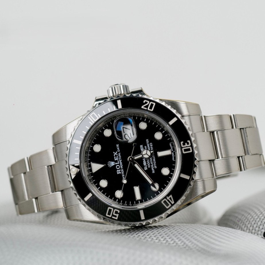 ROLEX Submariner Date 116610LN Ceramic 40mm 2019