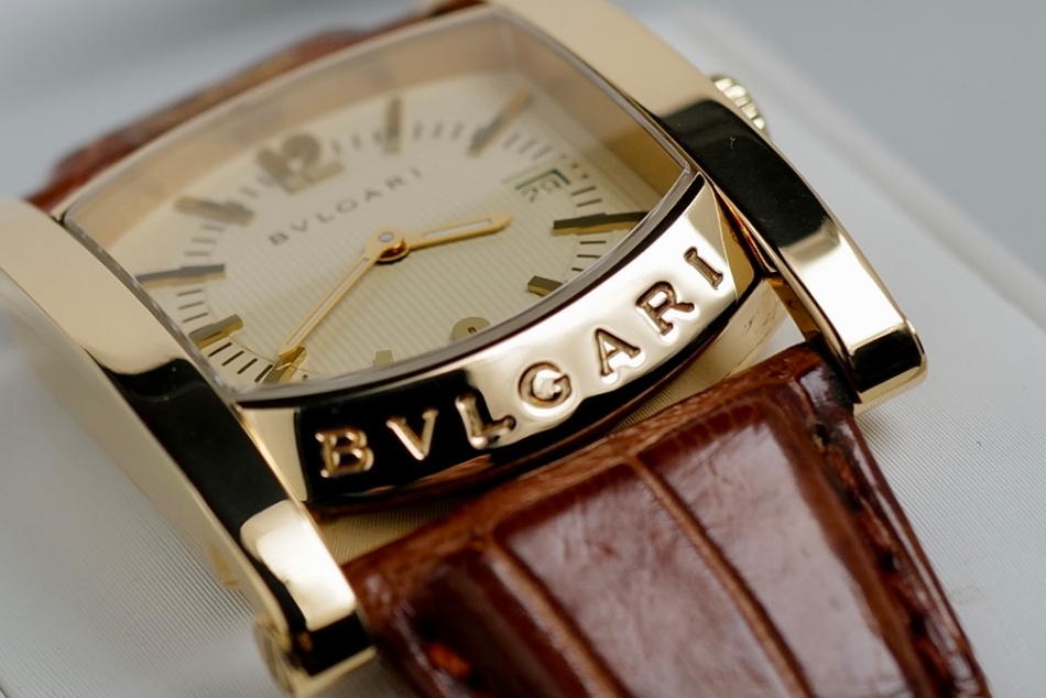 BVLGARI Assioma AA39G 18K Gold 30mm - Image 3