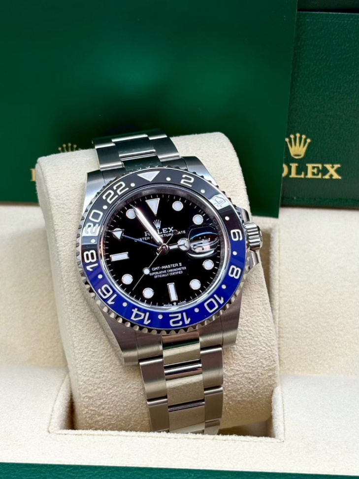 GMT Master || Batman Oyster 40mm - Image 2