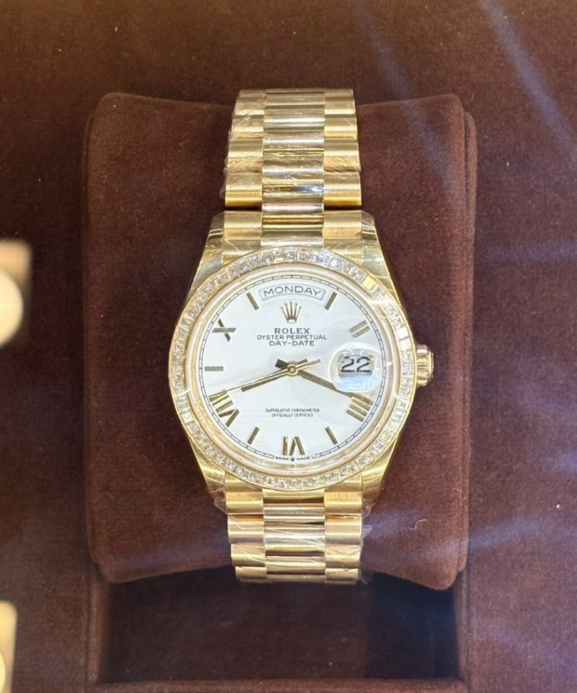 Day-Date White Roman Dial Full Yellow Gold 36mm