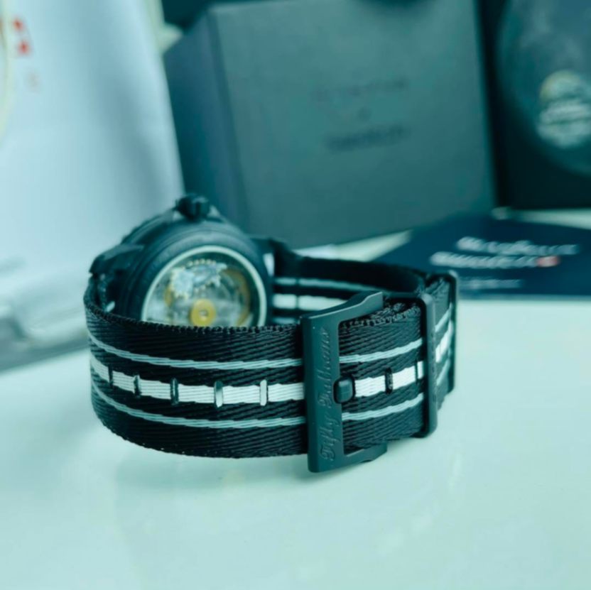 BLANCPAIN X SWATCH BIOCERAMIC SCUBA FIFTY FATHOMS - Image 8