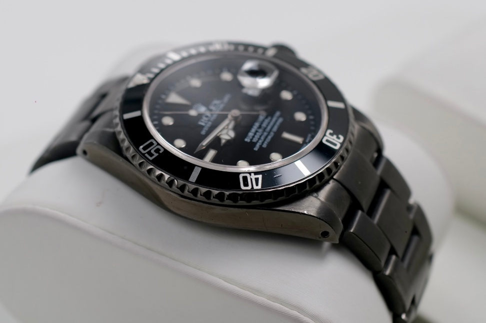 ROLEX Submariner Date Black DLC Phantom 16610 40mm thumbnail 3