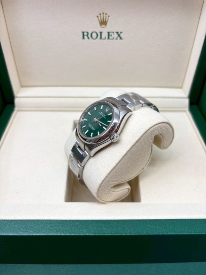 ROLEX Oyster Perpetual 31 Green Dial 277200 - Image 3
