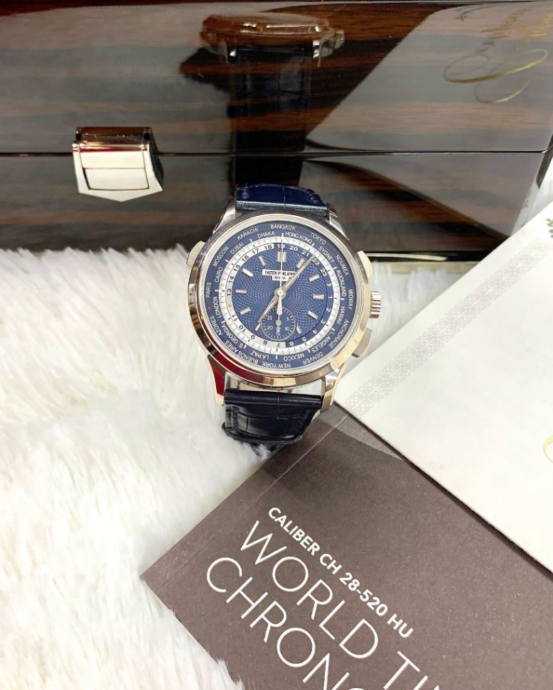 Patek Philippe Collection World Time Chronograph 5930G-001  thumbnail 5