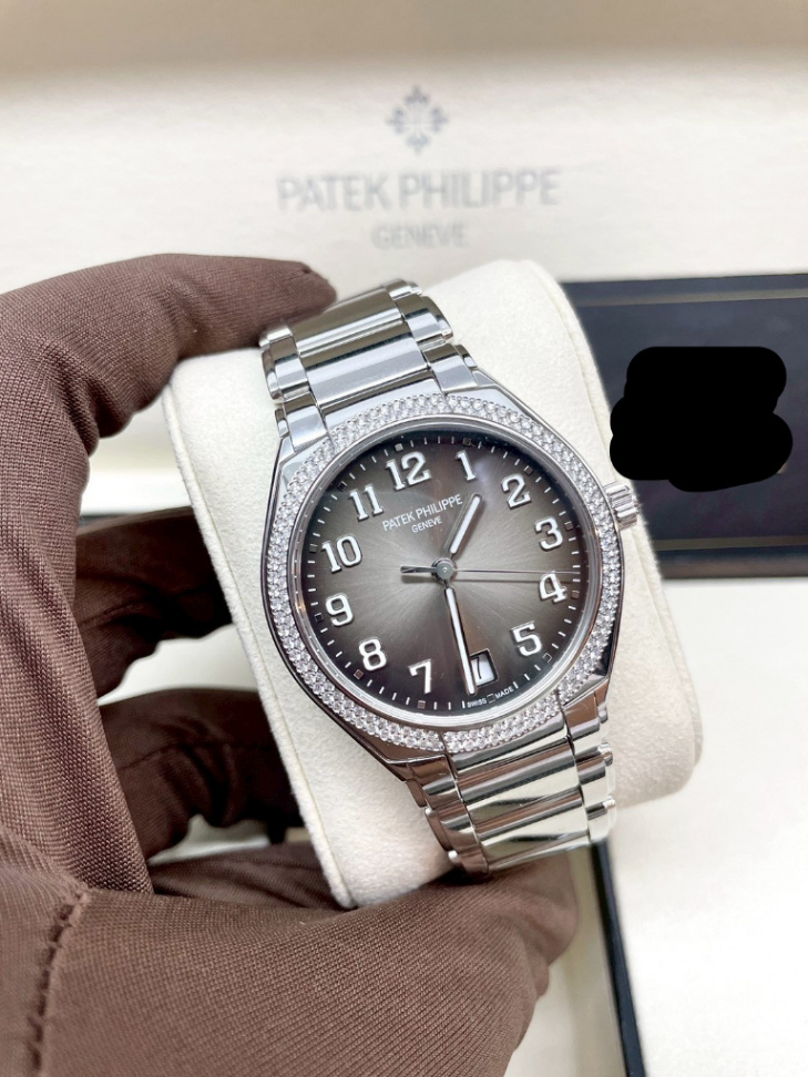Patek Philippe Twenty Four 7300/1200A Grey Dial thumbnail 2