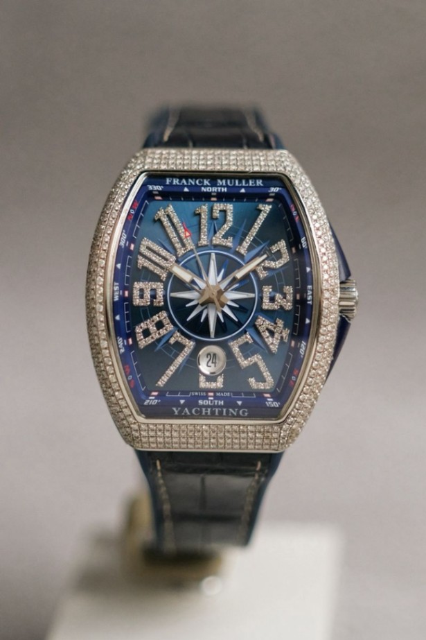 Franck Muller Vanguard Yachting Blue V41 Full Diamond thumbnail 1