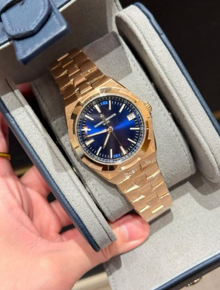 Vacheron Constantin Overseas Self-Winding 4520V/210R-B705