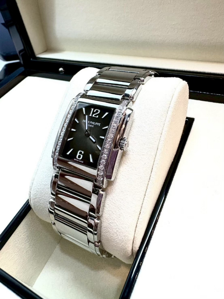 Patek Philippe Twenty Four 7300/1200A Grey Dial - Image 3
