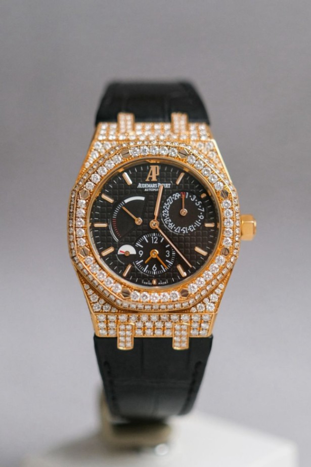 Audemars Piguet Royal Oak Dual Time Rose Gold Full Diamond 26120OR thumbnail 1