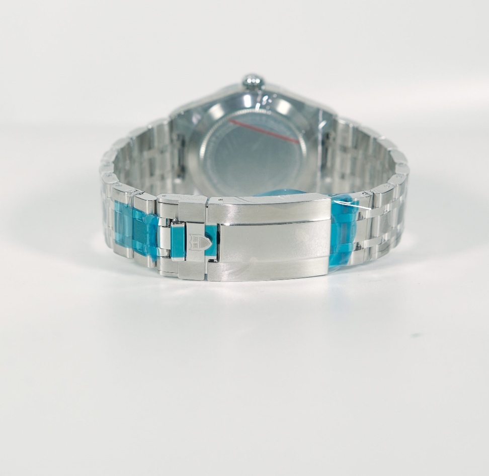 Tudor New Royal 2836C1A0 Blue Dial Stainless steel 2026 thumbnail 7