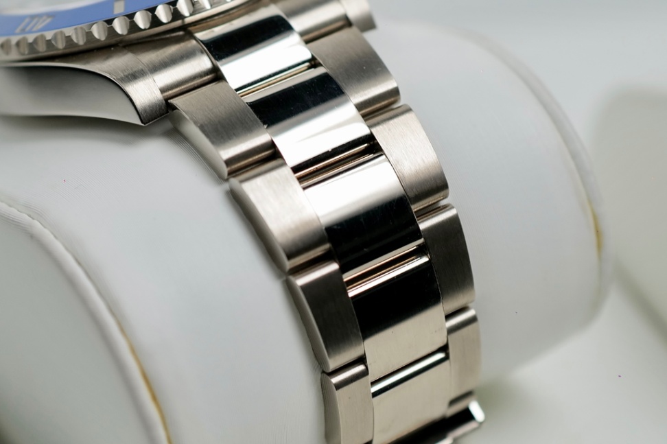 Rolex Submariner White Gold 126619LB Cookie Monster - Image 2