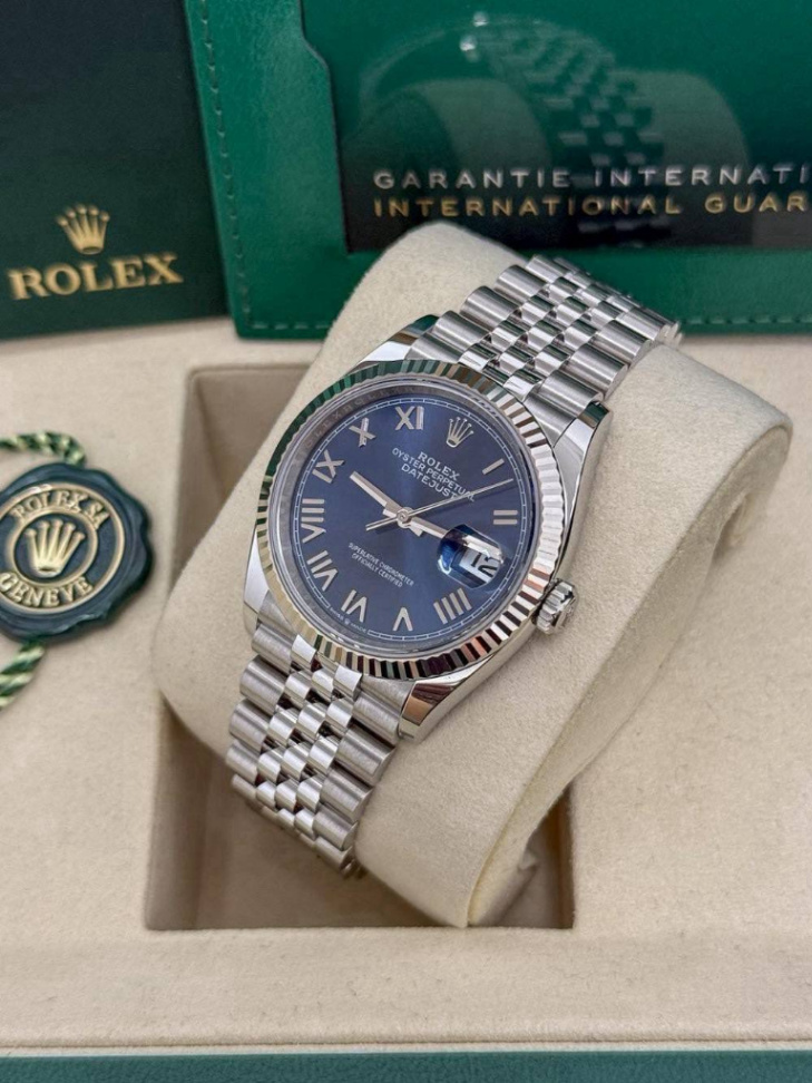 Datejust Blue Roman Dial Jubilee 36mm - Image 3