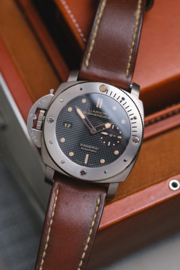 Panerai Luminor Submersible 1950 PAM 569 thumbnail 5