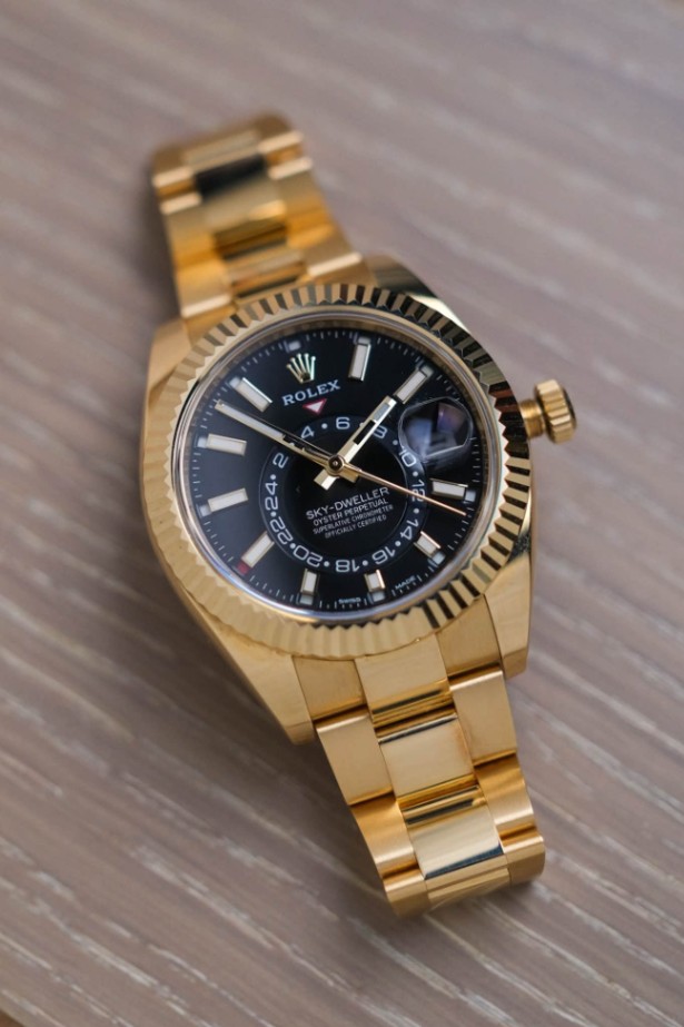 Rolex Sky-Dweller 18K Yellow Gold Black Dial 326938