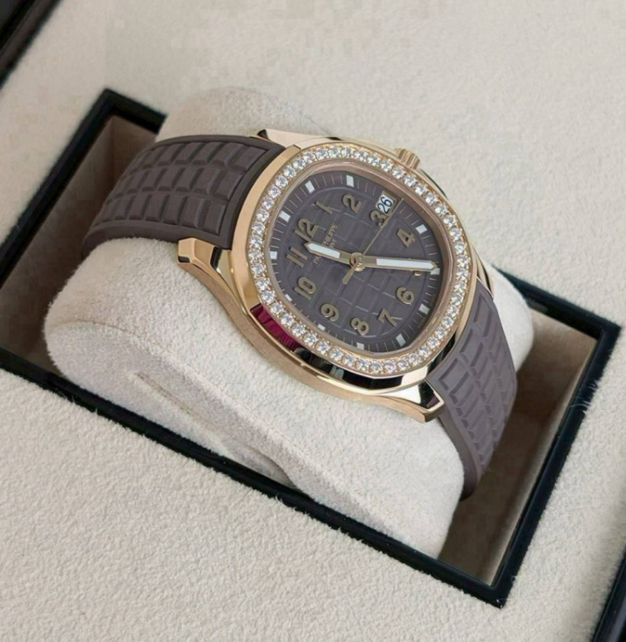 Patek Philippe Aquanaut 5268/200R - Image 3