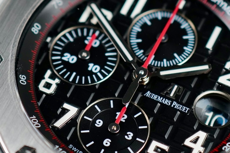 Audemars Piguet Royal Oak Offshore VAMPIRE 26470ST 2014 - Image 5
