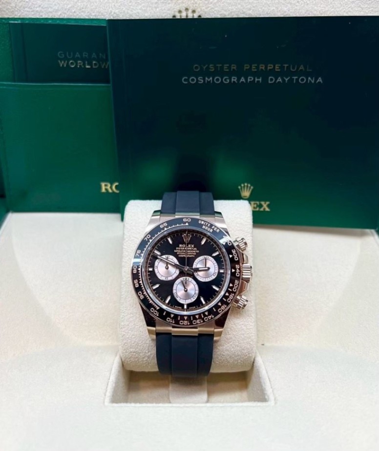 Rolex Daytona Black Dial Oysterflex 40mm