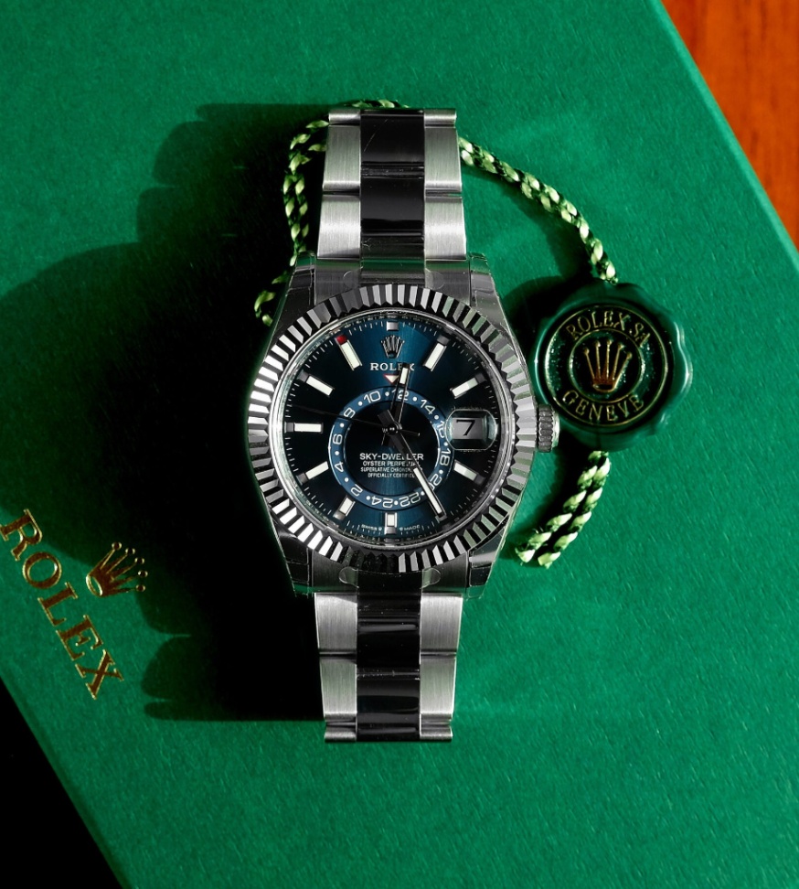 Rolex New Sky-Dweller 336934 White Gold Blue Dial Oyster Steel 2026 42mm.