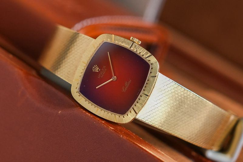 Rolex Cellini Red Vignette Full 18K Gold Vintage - Image 3