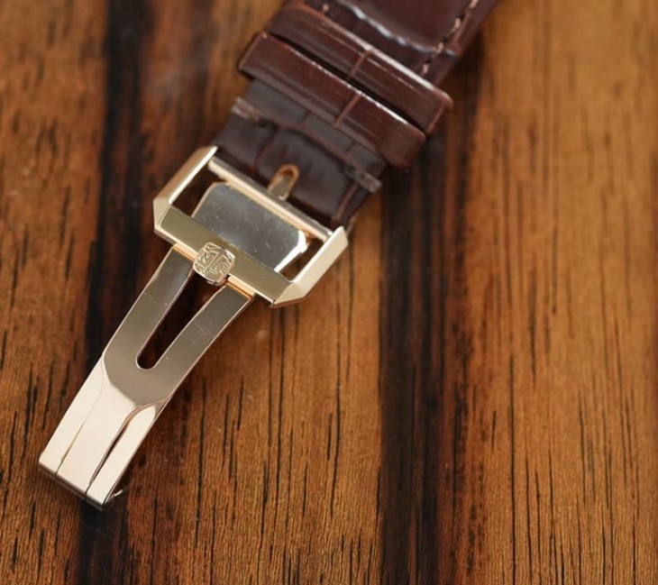 Ulysse GMT Perpetual Rose Gold - Image 2