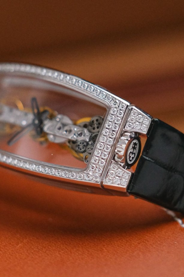 Corum Golden Bridge 18K White Gold Diamond Lady thumbnail 5